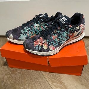 Nike Air Zoom Pegasus 32 Photosynthesis Floral